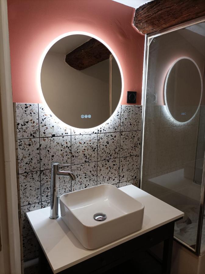 Le Studio D'Emma Romans-sur-Isere Exterior photo